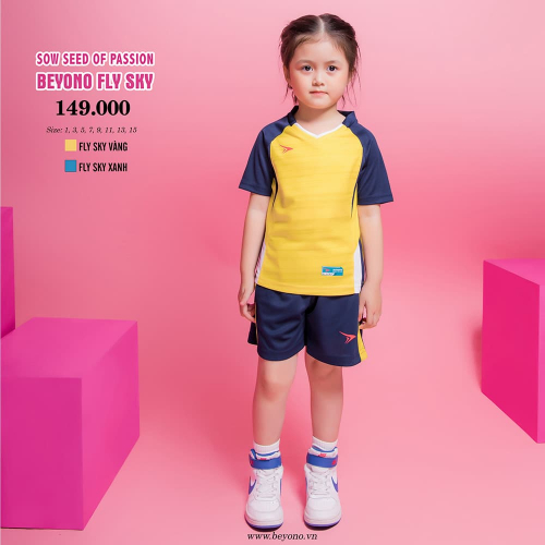 Bộ đồ thể thao trẻ em Beyono Fly Sky