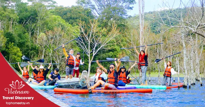 Tour Du Lịch Chèo Thuyền Kayak Ngắm Lá Phong Ở Hồ Tuyền Lâm 1 ngày